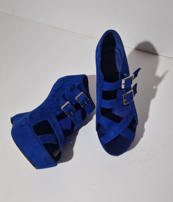 Продам босоножки, 39 размер