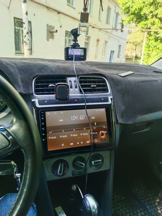 Продам Volkswagen Polo 1.6 2019 года