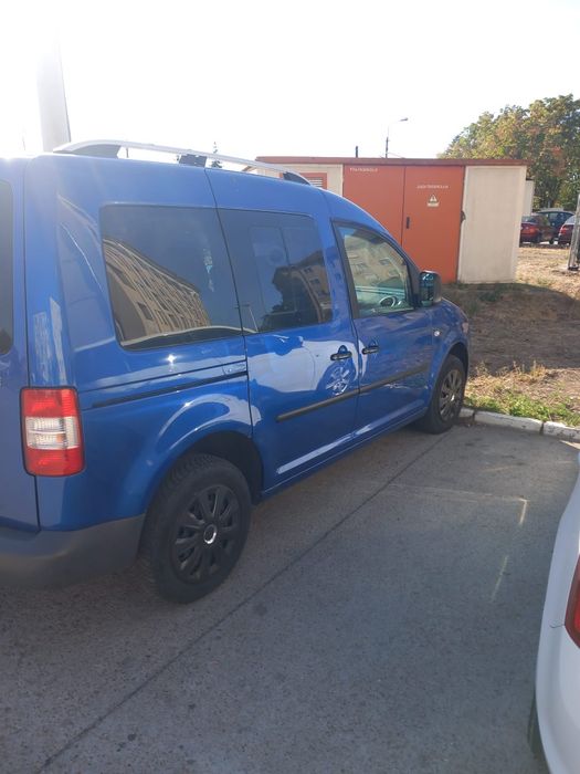 Volkswagen Caddy benzină, 3.396 € — imagine 3