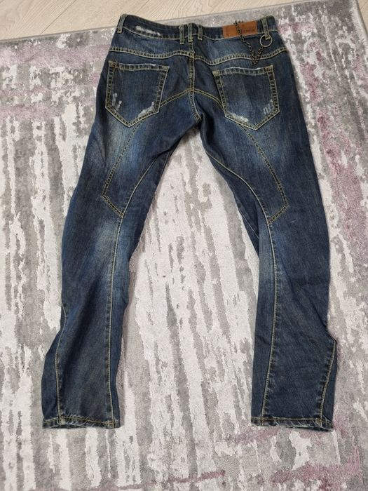 Blugi de vânzare 100 lei,de firma Karls ,Guess