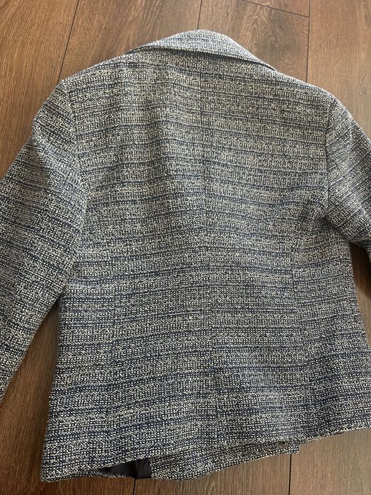 DiKa - яке тип късо палто