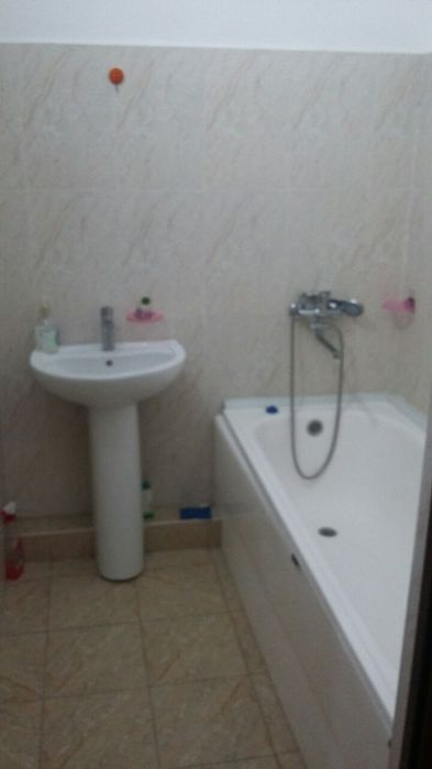 Чоштепа 3 ком. 6 эт. все разд. 72 кв.м.