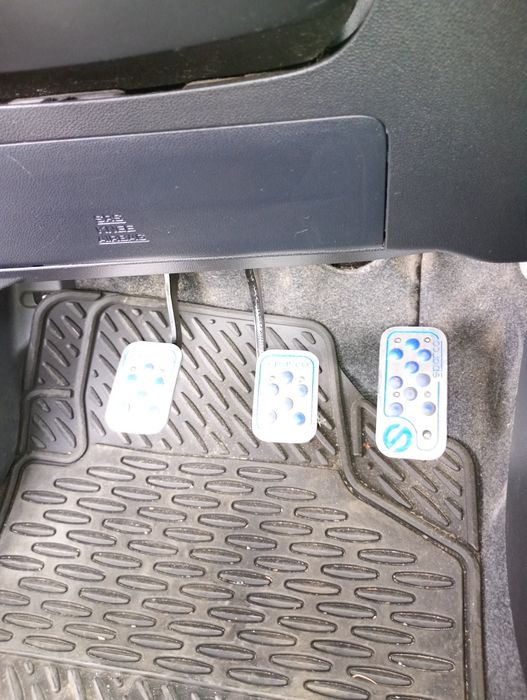 Продавам Дайхатсу Куоре 2008