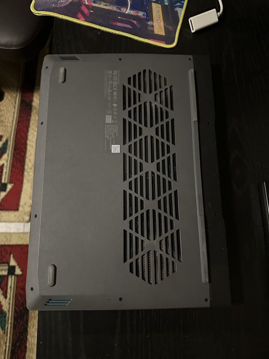 Laptop Lenovo Loq 15IRH8