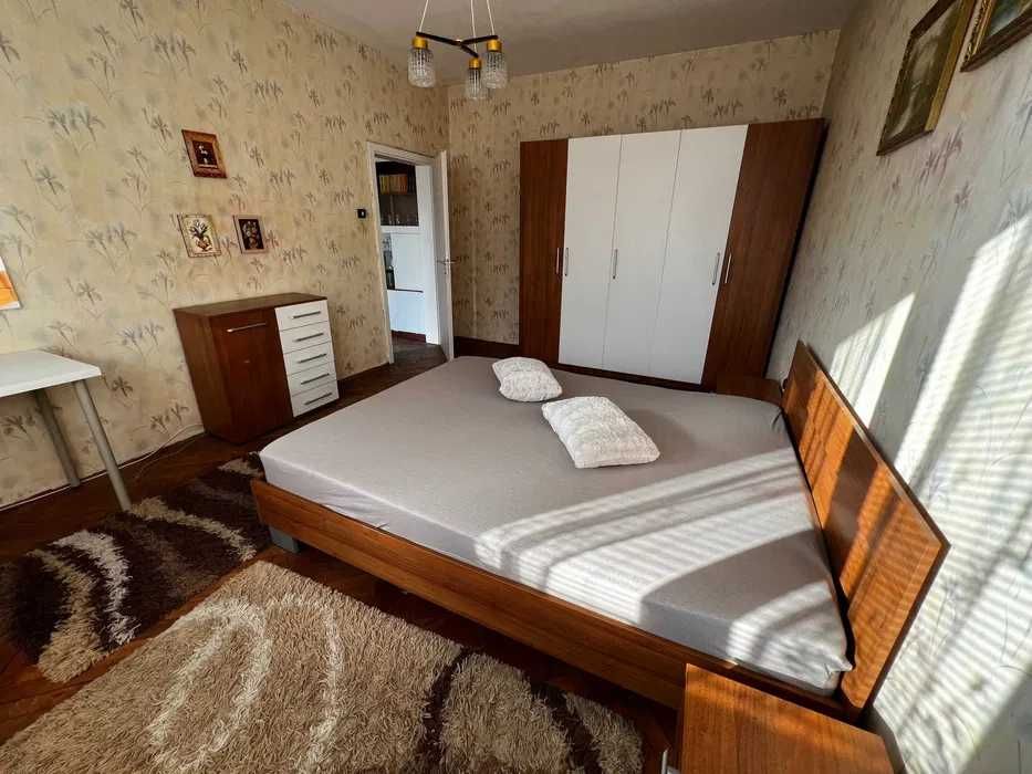 Тристаен имот в кв.Стрелбище