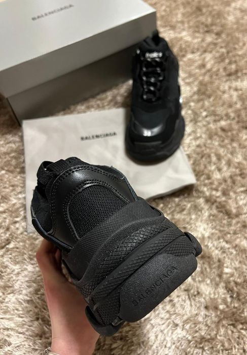 Balenciaga Triple S