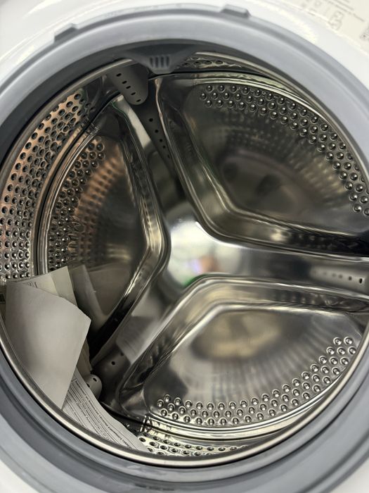 Продам стиралку с гарантией