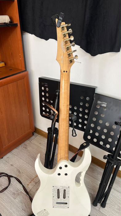 Ibanez электронны гитара