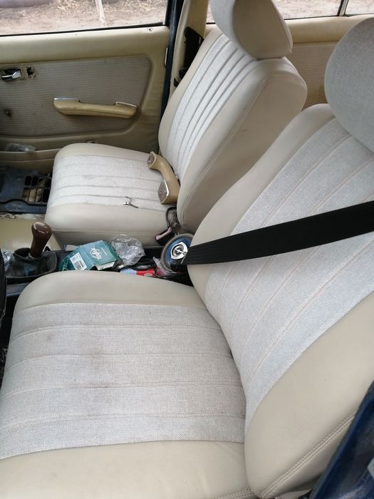 Мерседес 123 седан