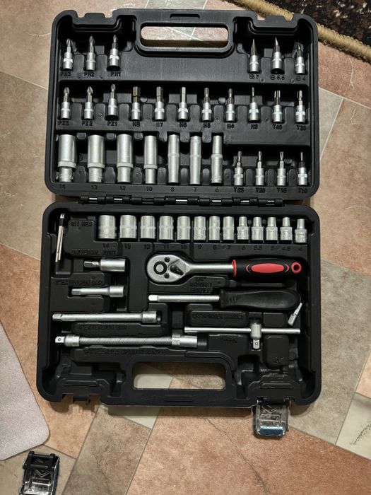 Продам набор ключей 53 предметов!