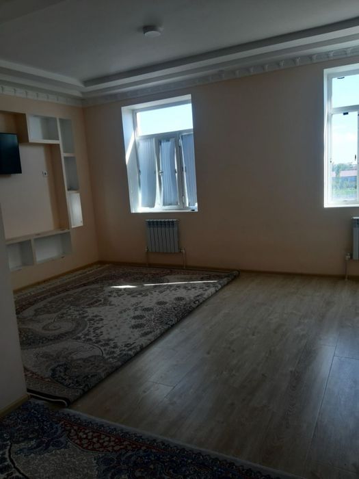 Urganch shahrida joylashgan 3 honali kvartira sotiladi