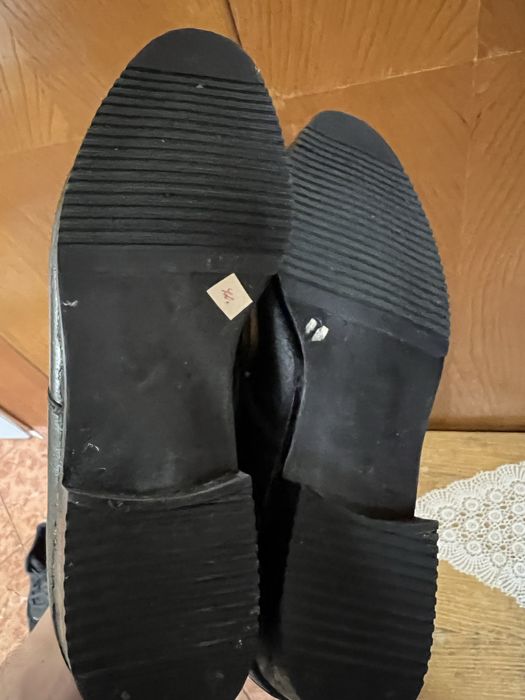 Продавам Кожени обувки