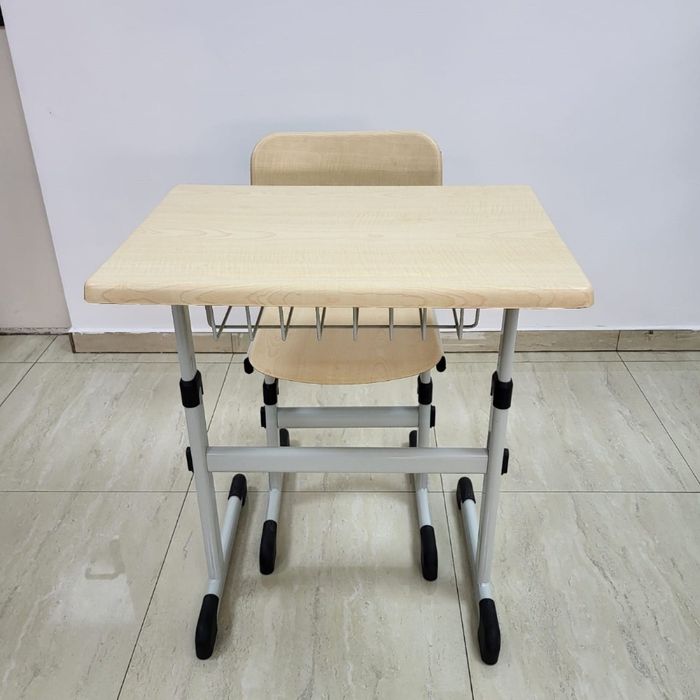 Set birou reglabil si scaun