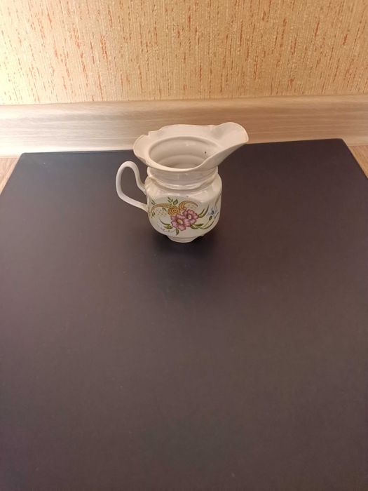 Фарфоровые изделия