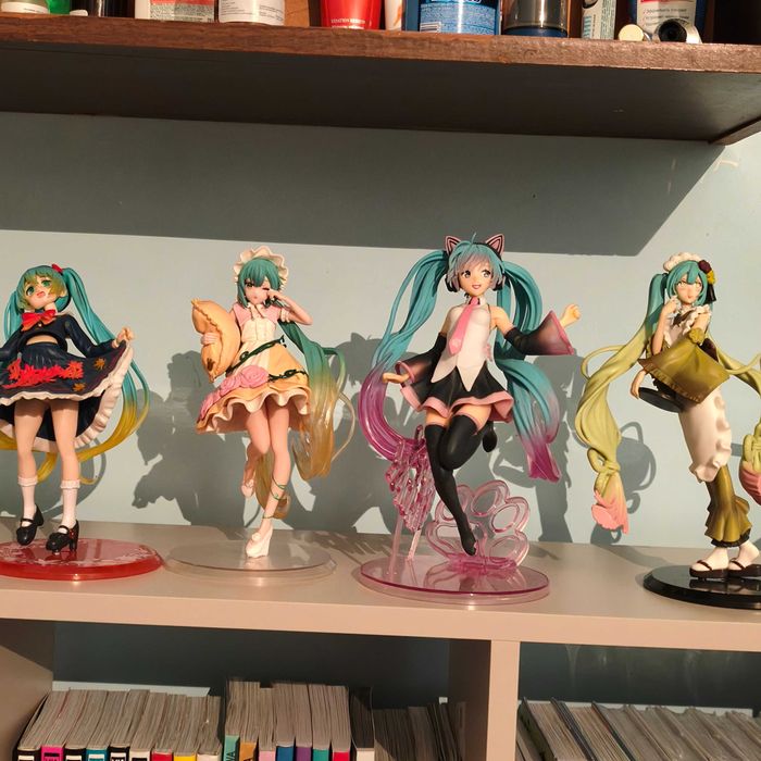 Продаются аниме Фигурки