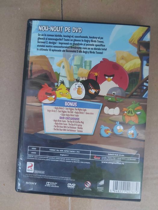 Angry Birds (desen animat original cu licenta)