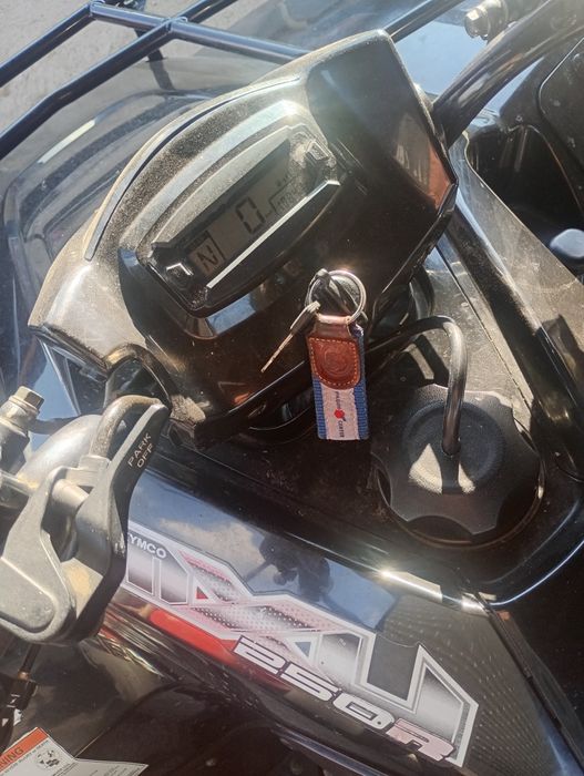 Vând ATV Kimko 2011