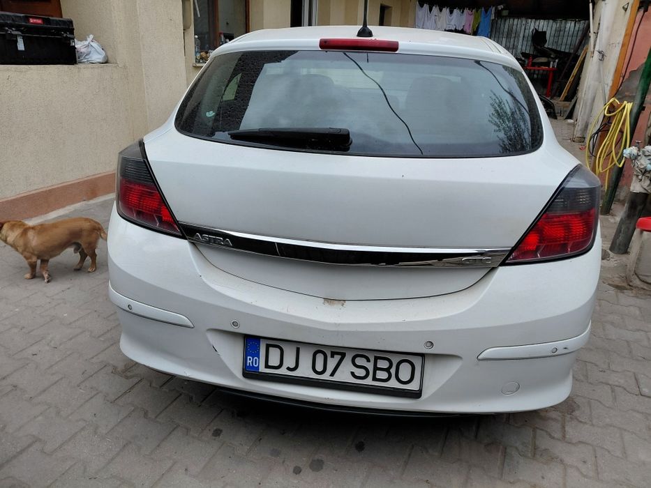 Opel astra h gtc 1.9