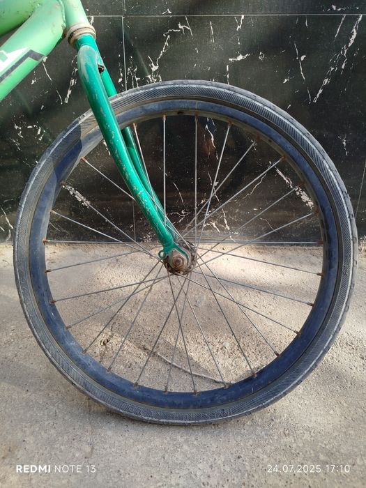 Велосипед  десна