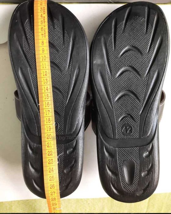 Продавам чисто нови лятни мъжки чехли.