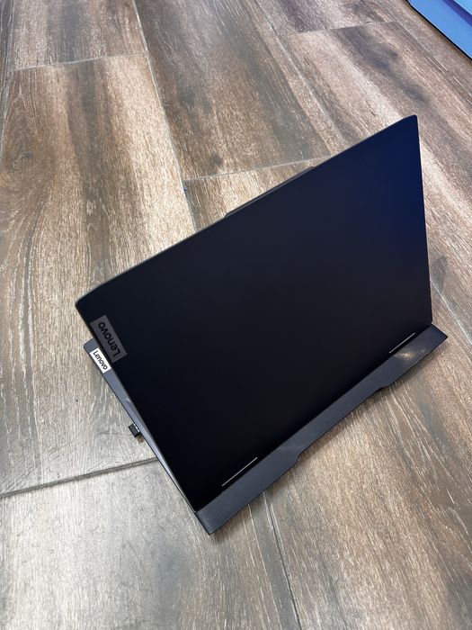 Продам ноутбук lenovo