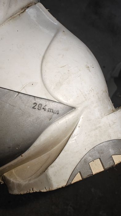 Clăpari dama Atomic Balanze 70. Mărimea 38, 39
Flex: Acest clăpar ar