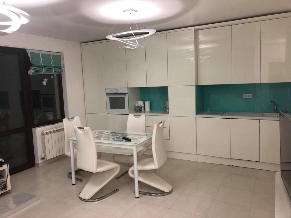 Дава се под наем Двустаен апартамент в София, Дианабад - 62 кв.м за 649 € - Снимка #1