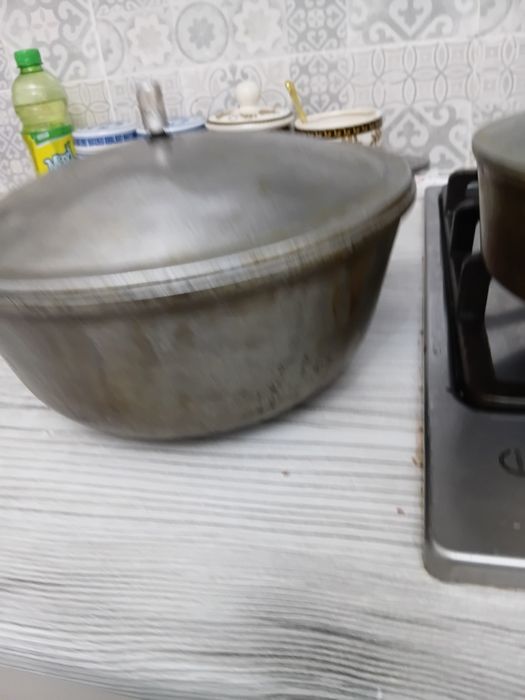 Продаю большой холодильник.рабочий.