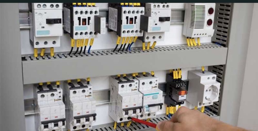 Electrician autorizat
