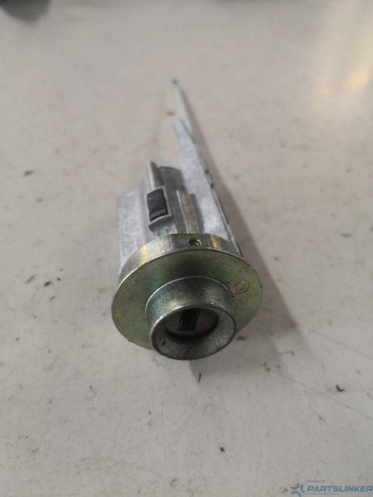 Contact Auto Fara Cheie Toyota Land Cruiser J120 2004> Oem 450206015