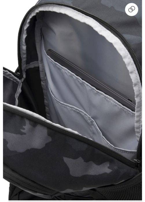 Under Armour Раница Hustle 6.0 с лого
Раница Hustle 6.0 с лого - 26 л