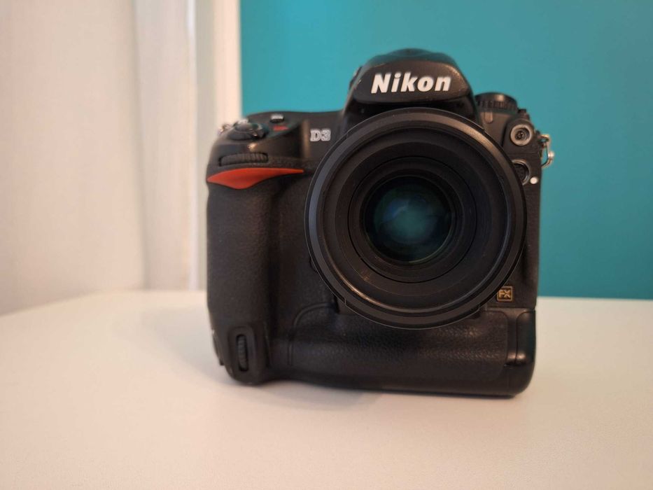 Vand Nikon D3 (fara obiectiv) - 200k cadre - calibrat si curatat