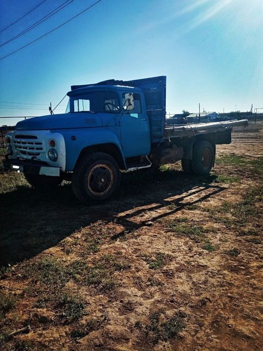 Продаеться зил в хорошем состояний