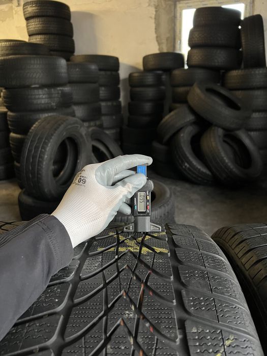 4 anvelope de iarna 265/45/20+295/40/20 dunlop!