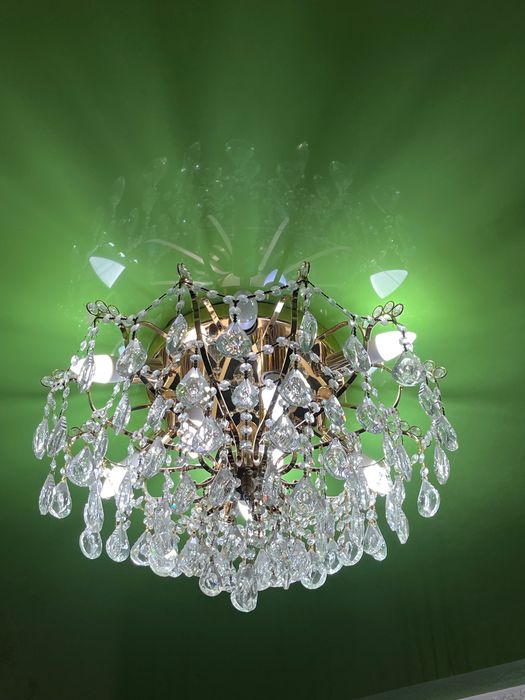 Люстры по низкой цене