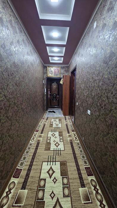 Nina kafe Nizomi kucha luks kv