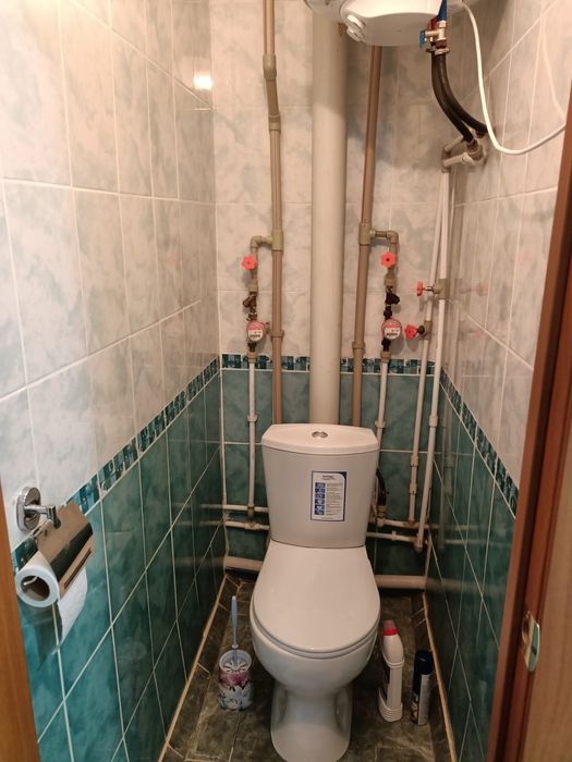 Продам трехкомнатную квартиру