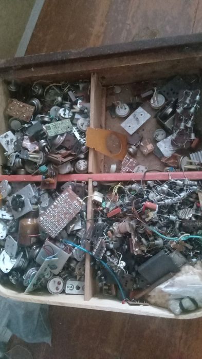 Радиодетали разные продам