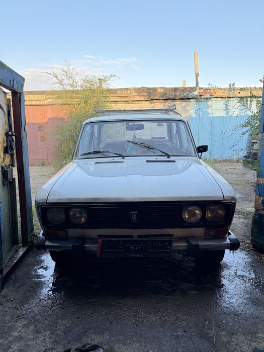 Автомобиль ваз 2106