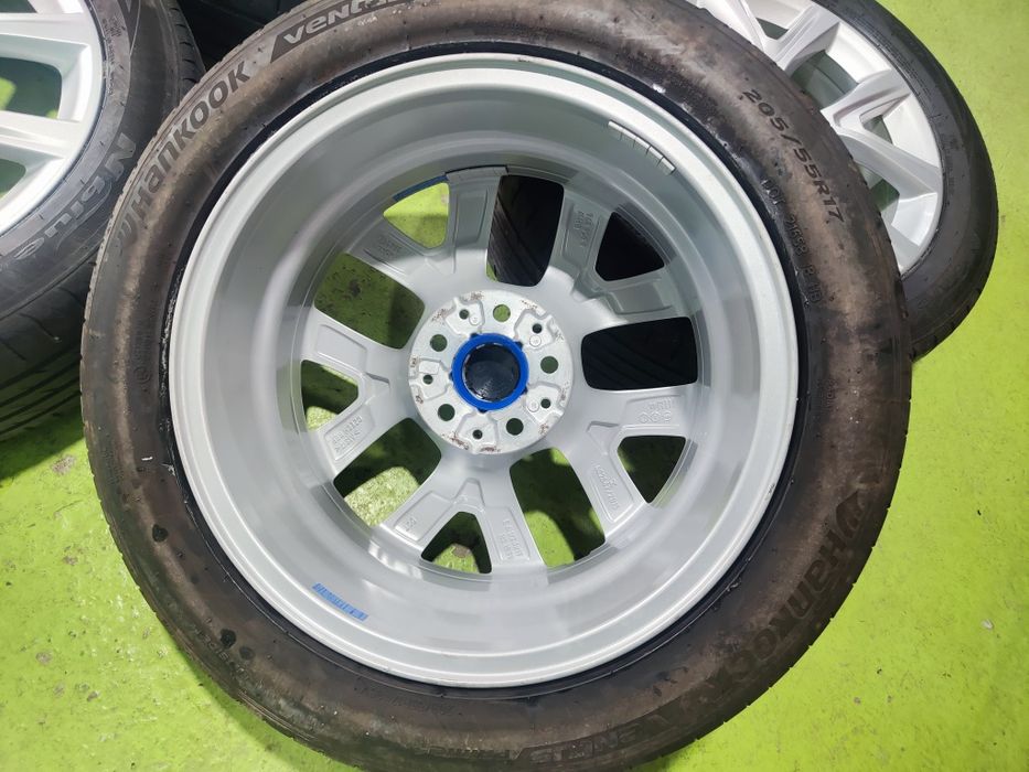 17 5x112 Vw Touran Caddy Passat Skoda лети джанти 5х112 205/55/17