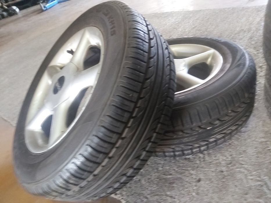 Джанти Тойота 5/100/14 цола с летни гуми.