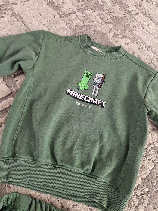 Compleu mărimea 110-116