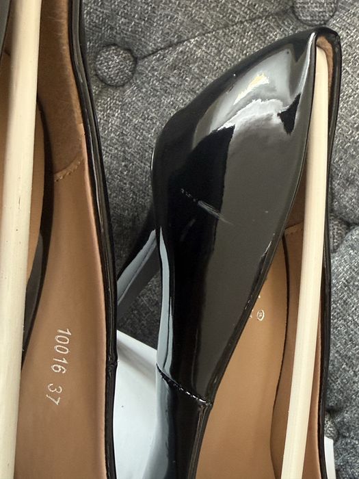Pantofi negri eleganti