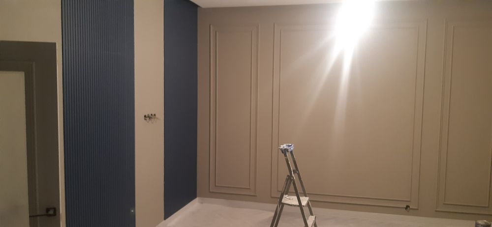 Покраска стен и потолков с безвоздушным аппаратом