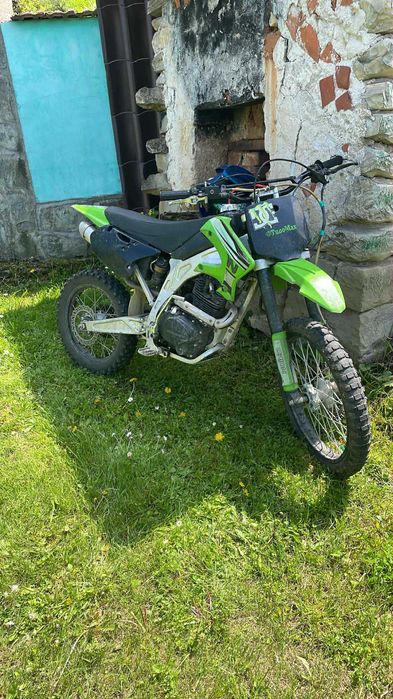 Продавам мотор Zongshen 250cc