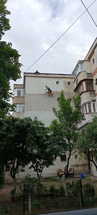 Izolatie (termoizolație) cu alpinism utilitari