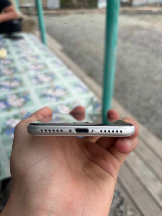 IPhone SE 2020 White 128GB