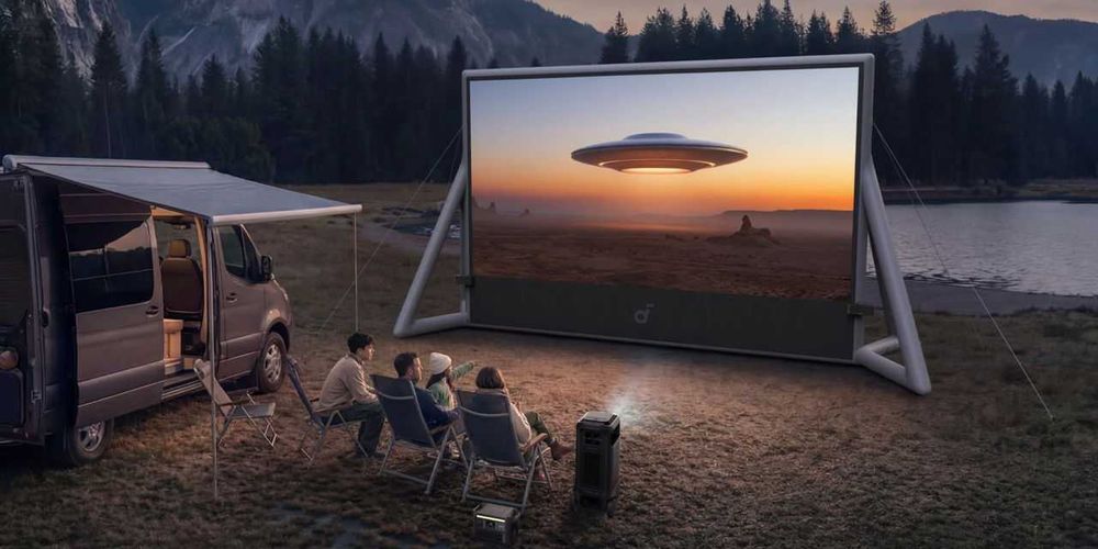Închiriere proiector 4K Soundcore Nebula X1 Pro + ecran 200”