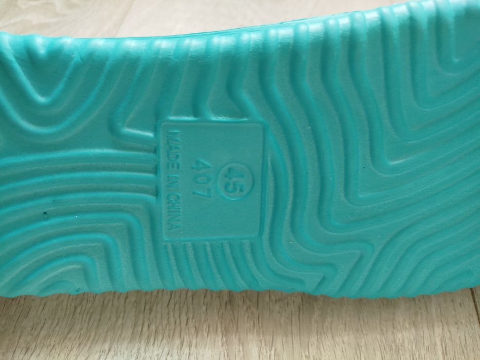 Шлепки сланцы шлепанцы