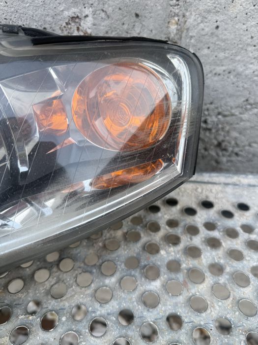 Оригинални Би-Ксенон фарове за Audi A4 B7 (2004-2008) – AL / Magneti Marelli
